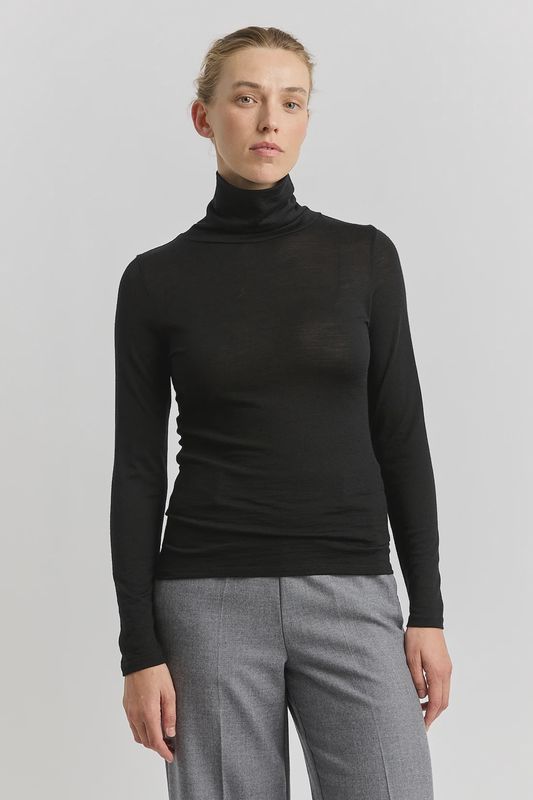 Toorallie | Turtle Neck Merino Tee | Black