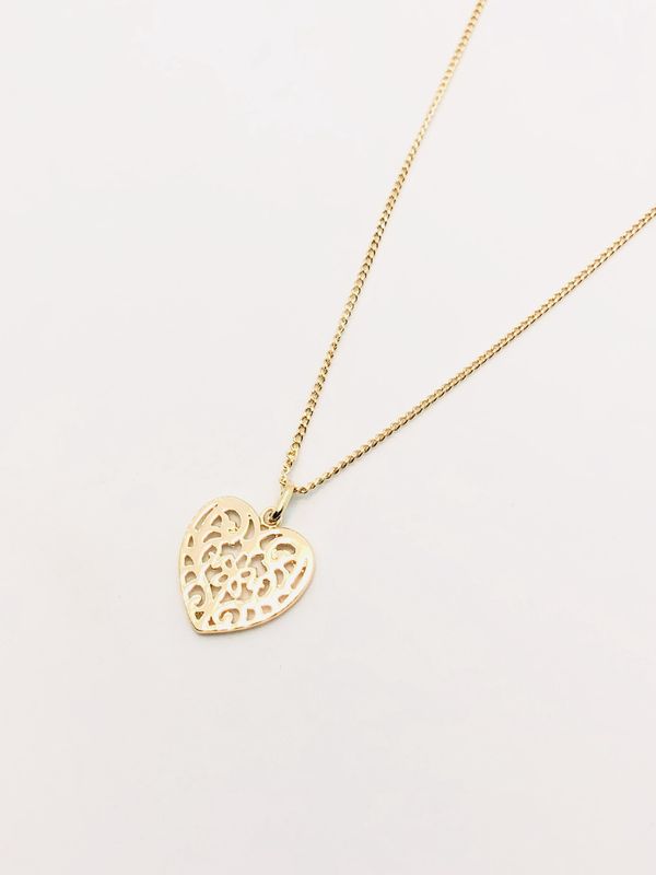 18K French Gold Filagree Heart