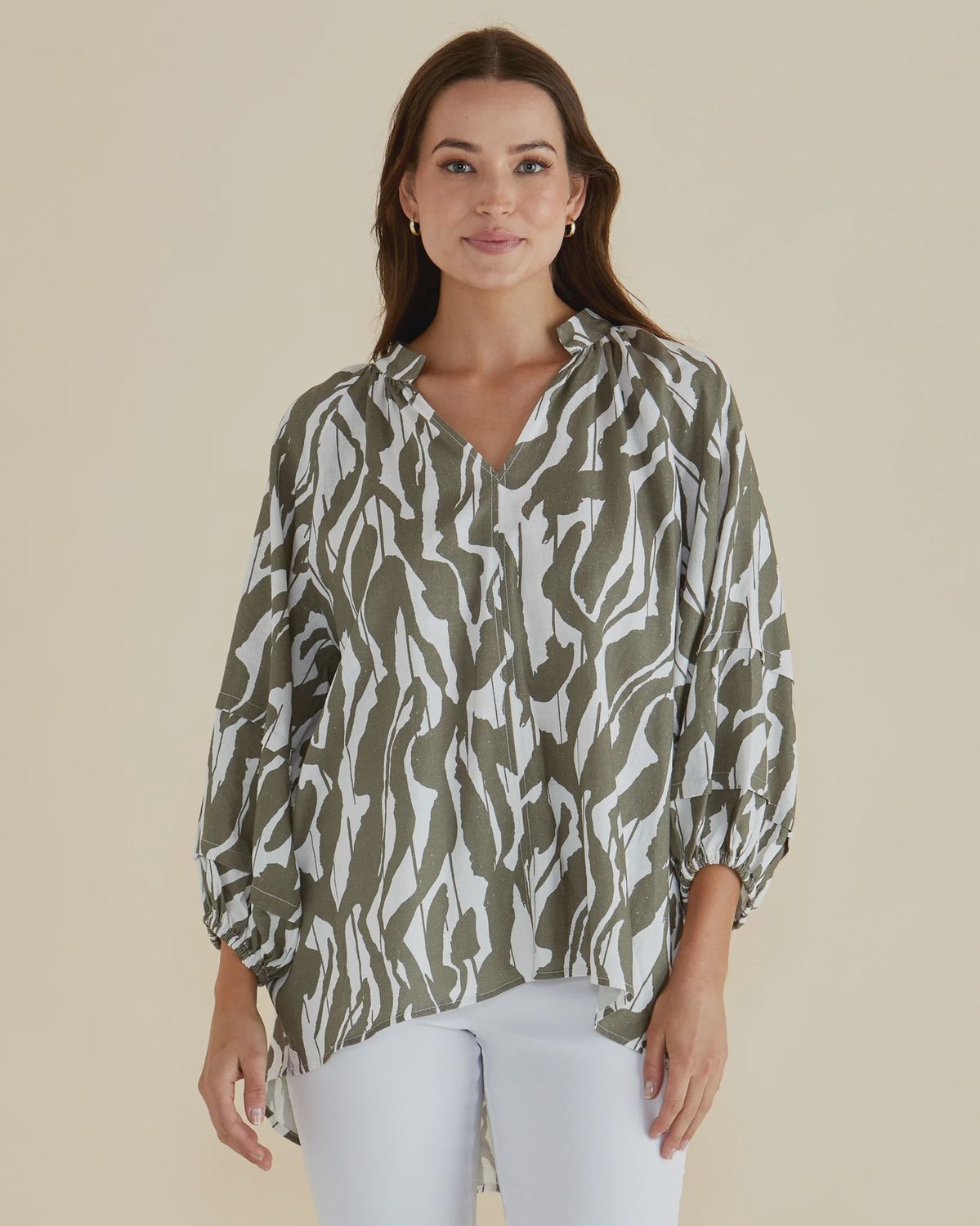 Betty Basic | Grazia Blouse | Olive Geometric