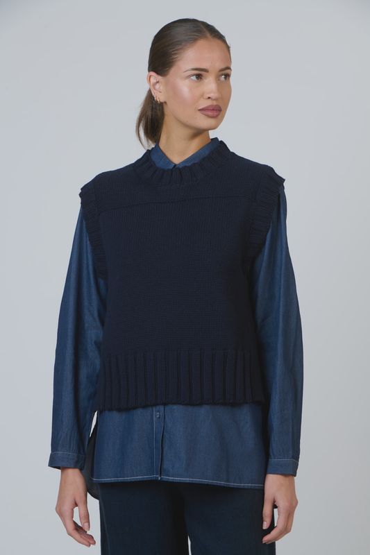 Naturals by O &amp; J | Knit Vest | INK