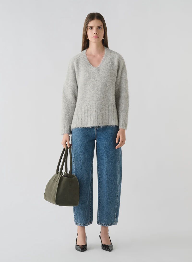Esmaee | Whisper V Neck Sweater | Silver