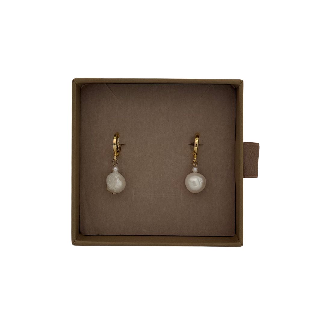 Lilio | Pearl gold Hoops