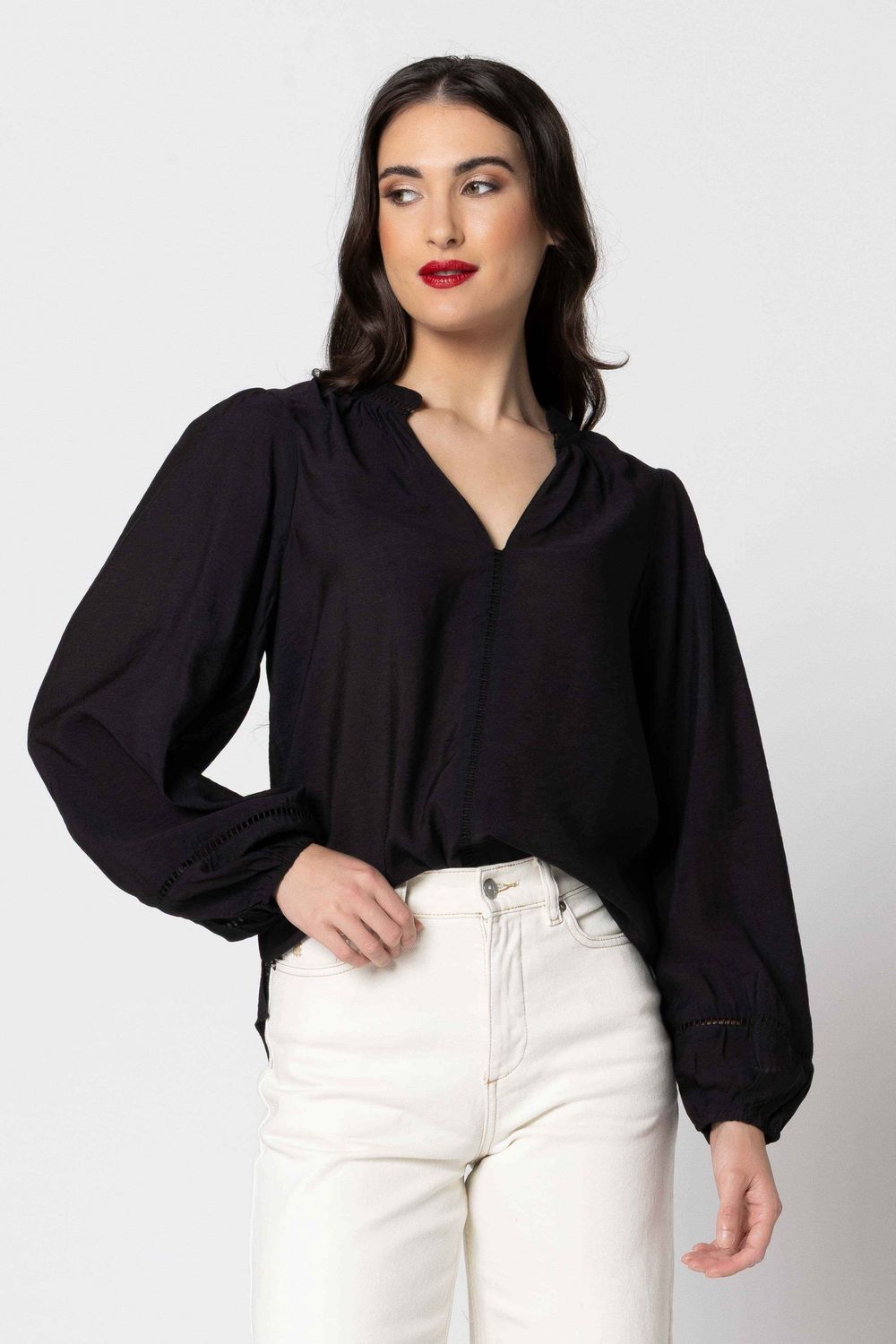 Seeking Lola | Sylvie Top | Black