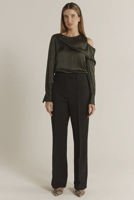 Fate + Becker | Pia Ponte Pant | Black
