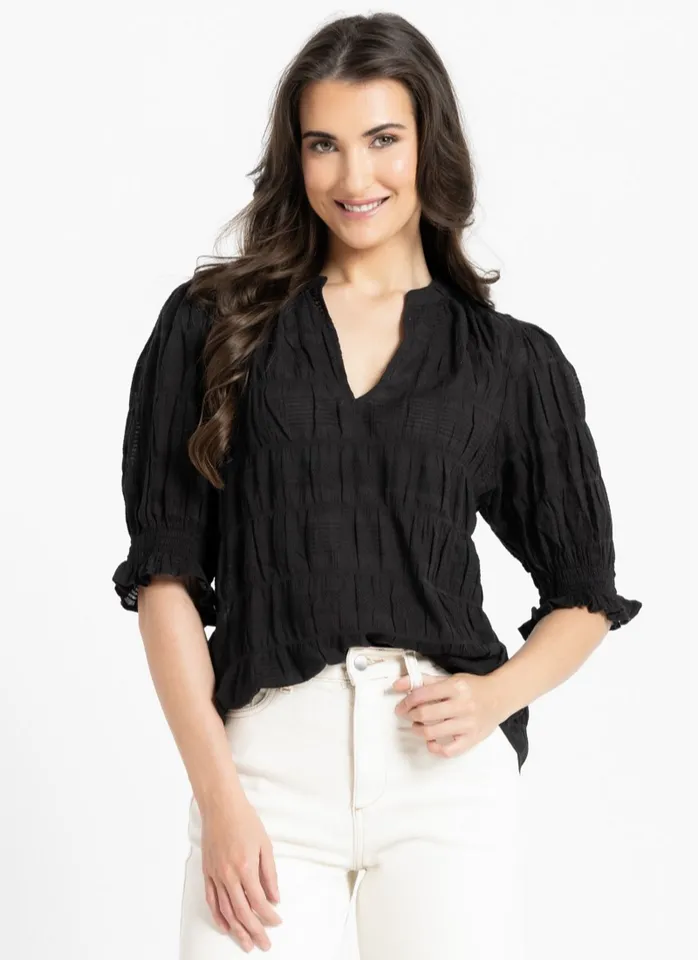 Seeking Lola | Butterfly top | Black
