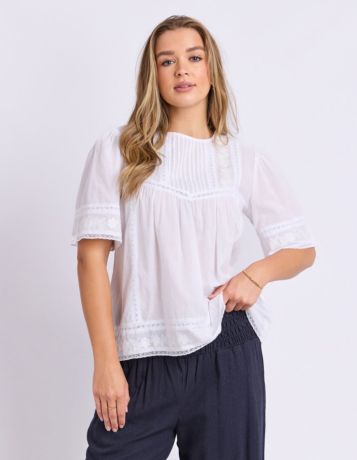 Foxwood | Juna Top | White