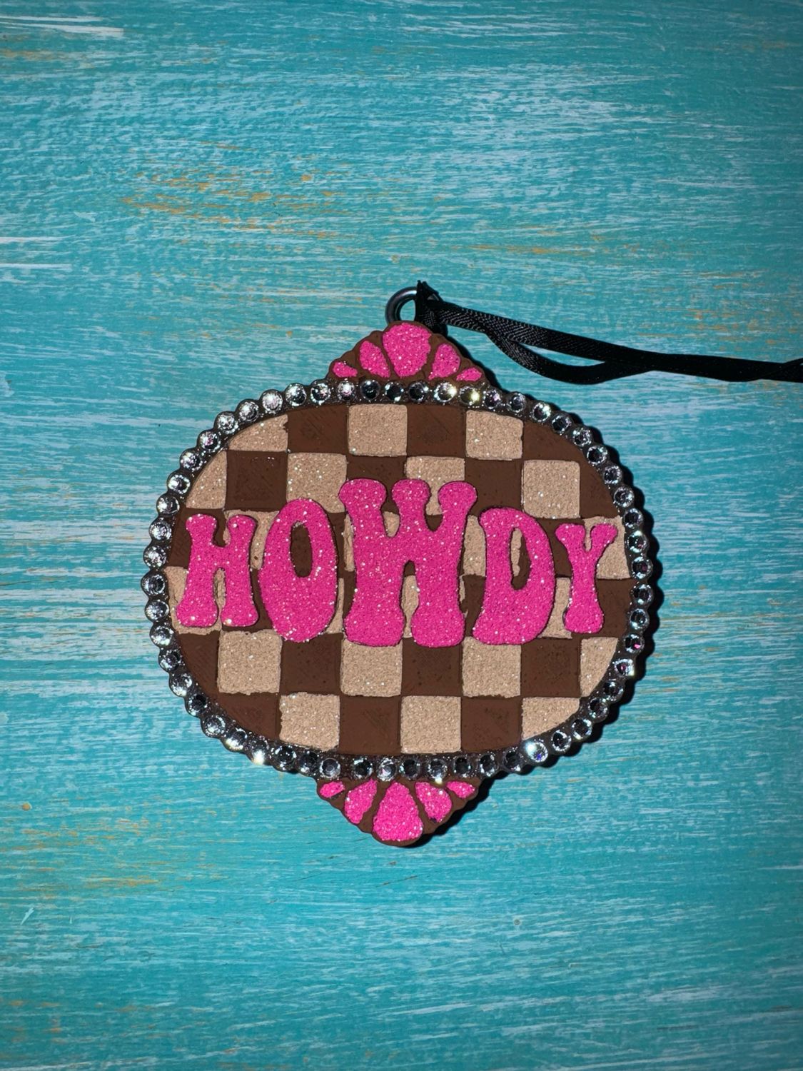 Howdy- Champagne Toast