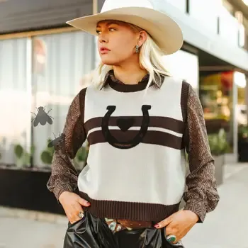 Horseshoe Knit Vest