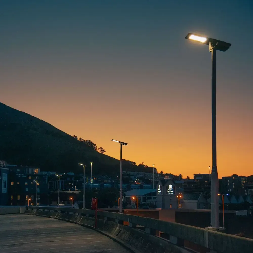 SOLAR STREET LIGHT – ONYX Lite