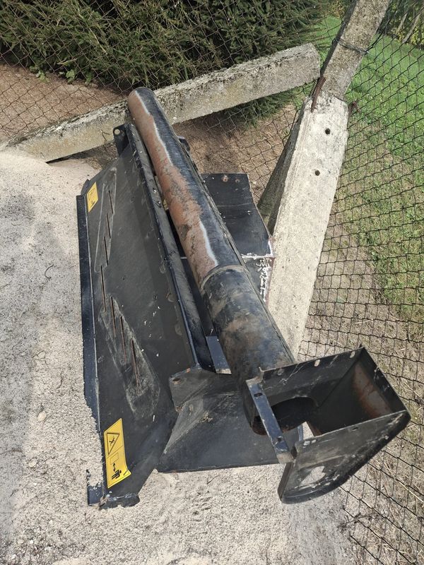 TC5070 Rama odrzutnika słomy oraz obudowa ślimaka