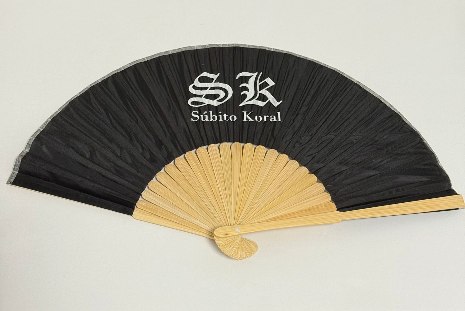 PACK ABANICOS CON LOGO CENTRAL