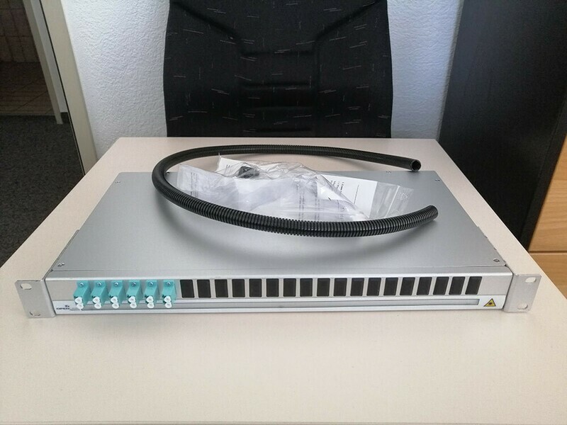 FIBER MGT DWR 1U 12xOM3 LCD Preloaded FIBER MGT DWR 1U 12xOM3 LCD Preloaded