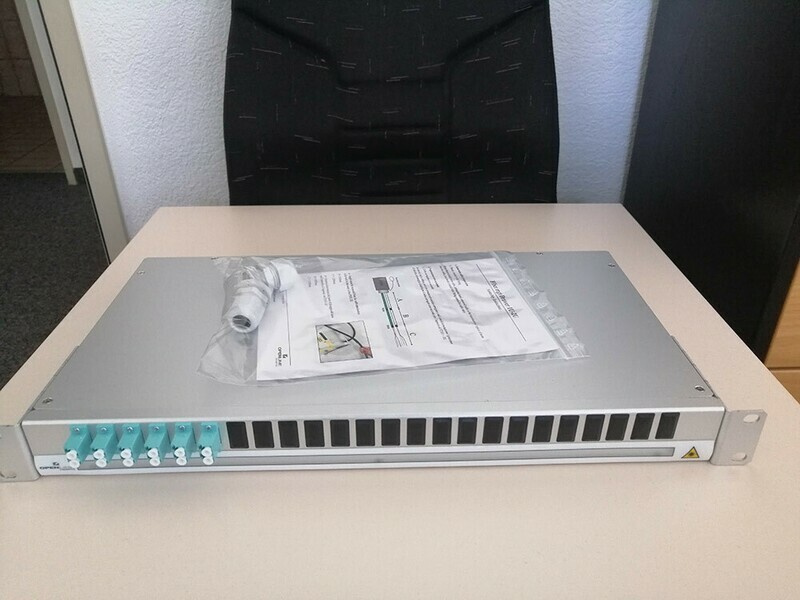 FIBER MGT DWR 1U 6 ADAPTER LCD MM AQUA FIBER MGT DWR 1U 6 ADAPTER LCD MM AQUA
