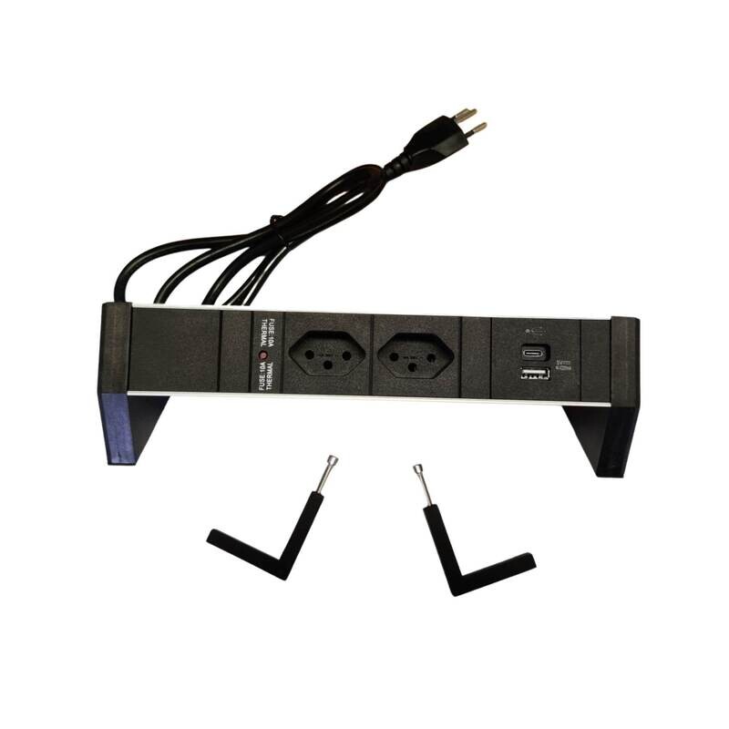 PDU Desk-Line 1HE, 2 x T13 schwarz, 1 x USB-Charger A+C, Thermal Fuse 10A