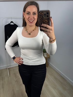 Camiseta térmica cuello caja