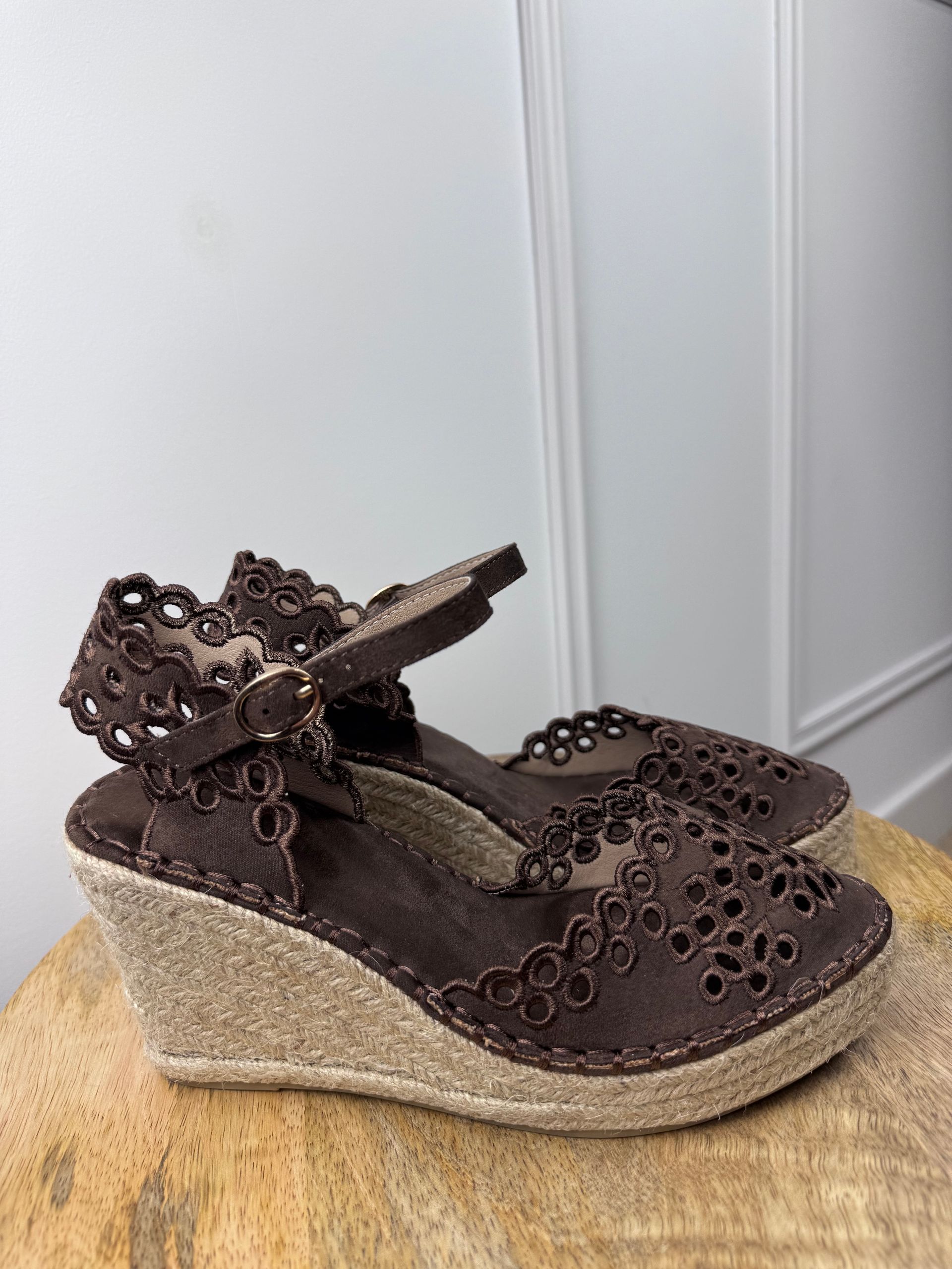 Cuñas Marron