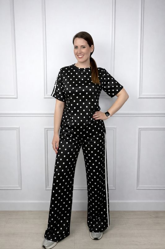 Conjunto sport Lunares