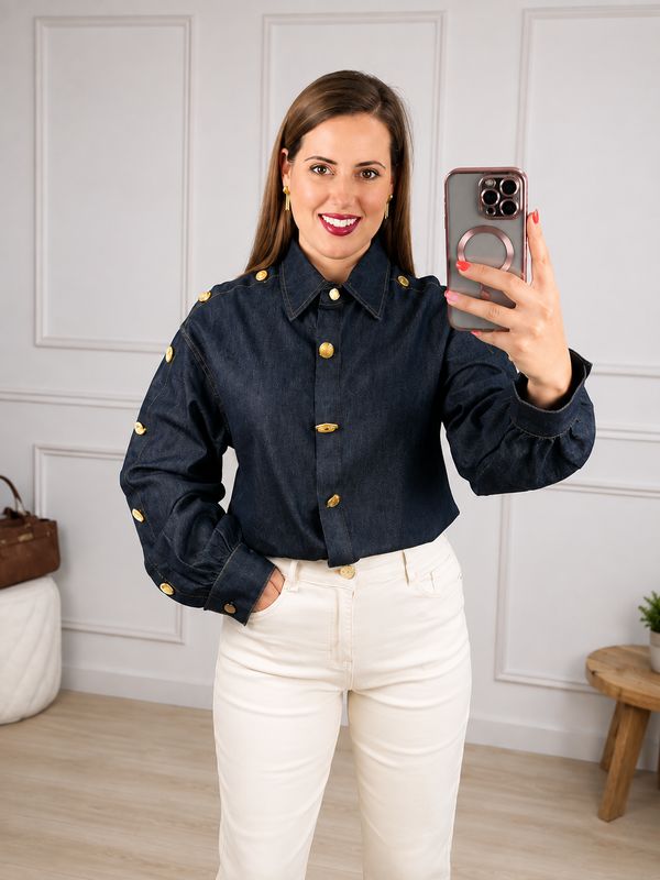Camisa vaquera con botones joya dorado
