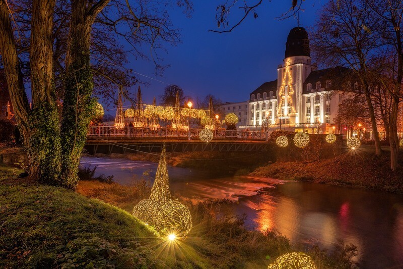 Leuchtende Uferlichter in Bad Neuenahr