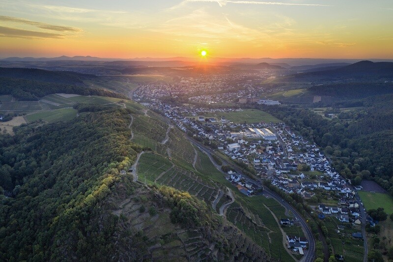 Blick von der Bunten Kuh auf das Ahrtal