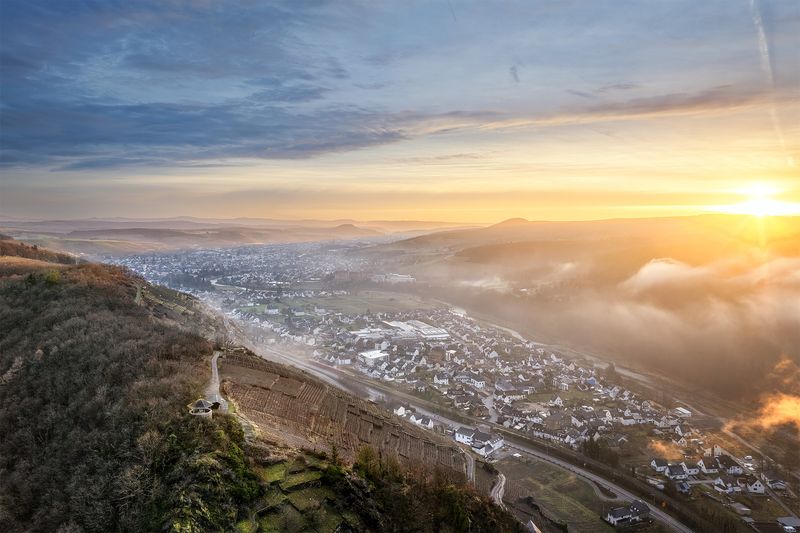 Winterlicher Blick über die Bunte Kuh ins Ahrtal
