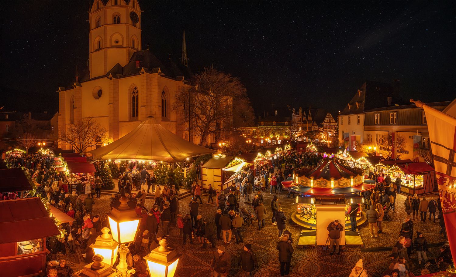 Panorama Weihnachtsmarkt in Ahrweiler