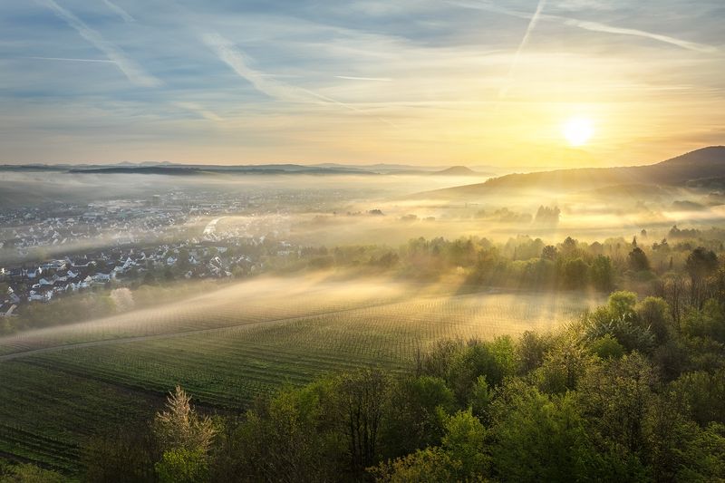 Nebliger Blick über das Ahrtal
