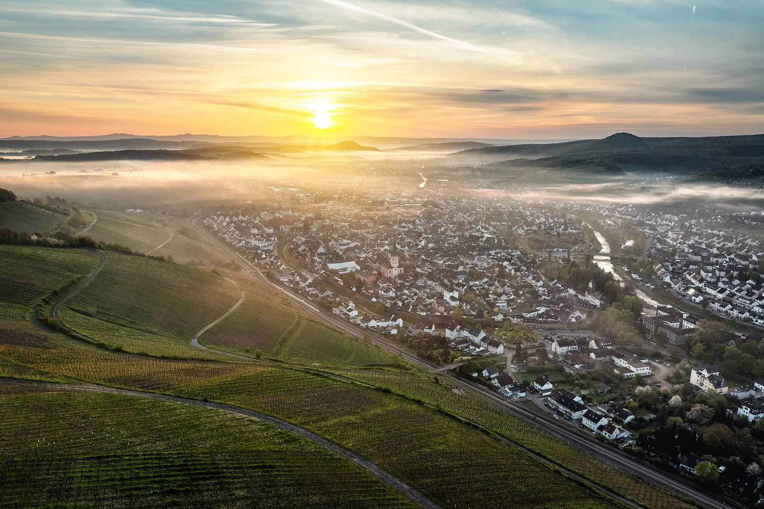 Nebliger Blick über Ahrweiler