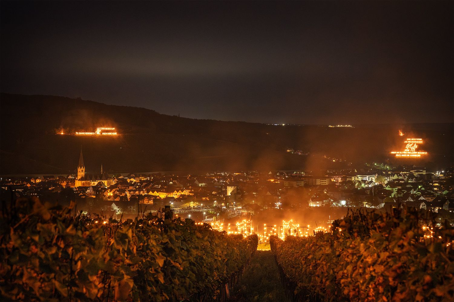 Martinsfeuer und Schaubilder in Ahrweiler