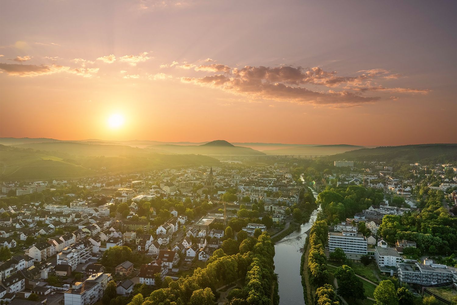 Sommerlicher Blick auf Bad Neuenahr