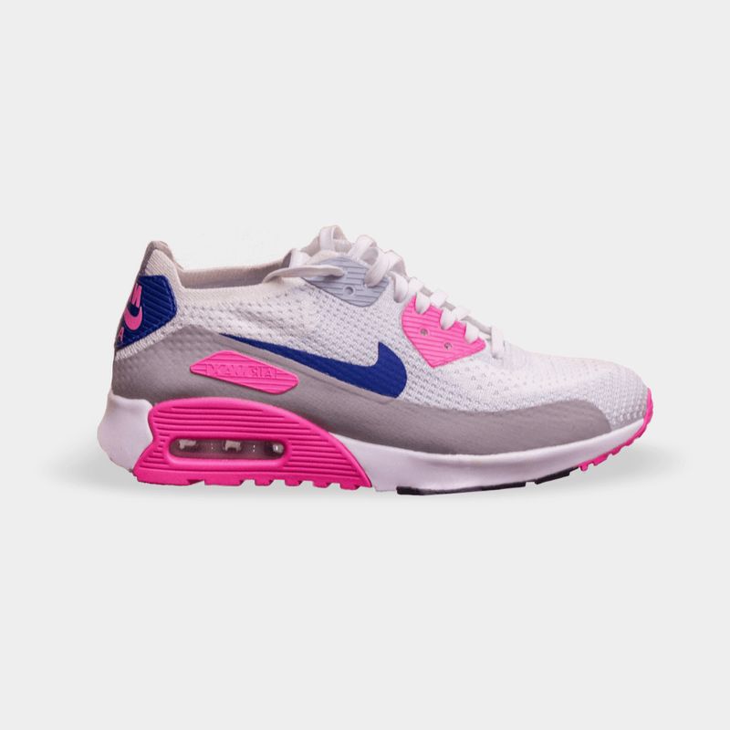 Sport shoes