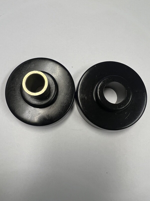 Afm Freightliner Radiator Bushing - 1 SET ( 2PC 1 PIN) OEM#0516070000