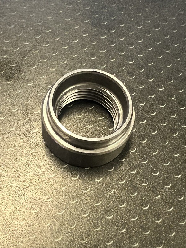 Nitrogen NOx / O2 Weld Bung - M18 X 1.50, 1" OD, 17/32" H, Stepped
