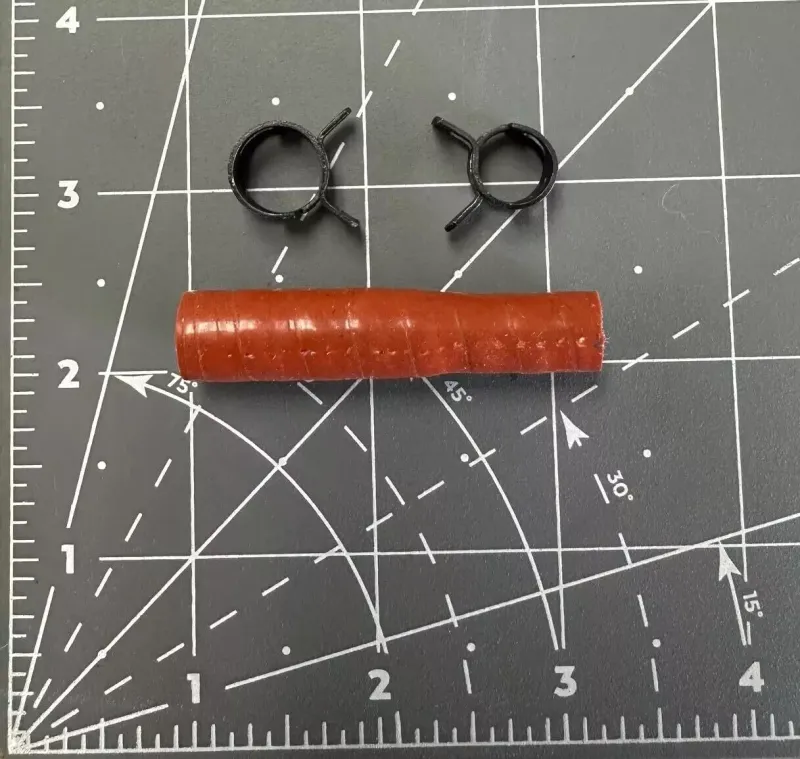 22886022 DPF Pressure Sensor Hose and Clips - FITS Sensor Volvo/Mack 23488881