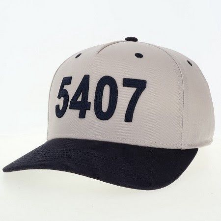 Legacy Heritage Twill Hat Stone w/navy bill
