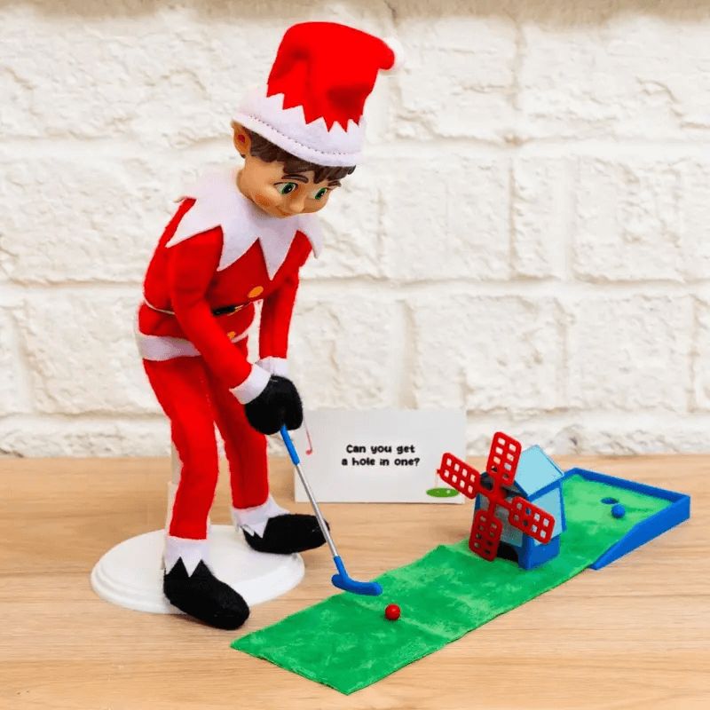 Elf Mini Golf Challenge – Can you get a hole in one?