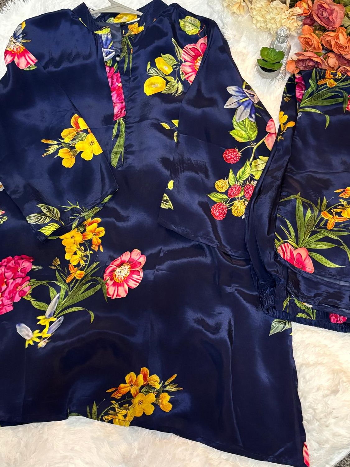 ​🌸 Vibrant in Pure Crepe 🌸