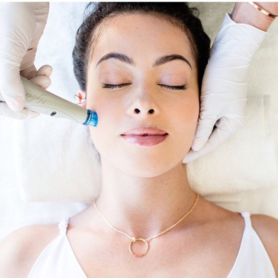Deluxe HydraFacial