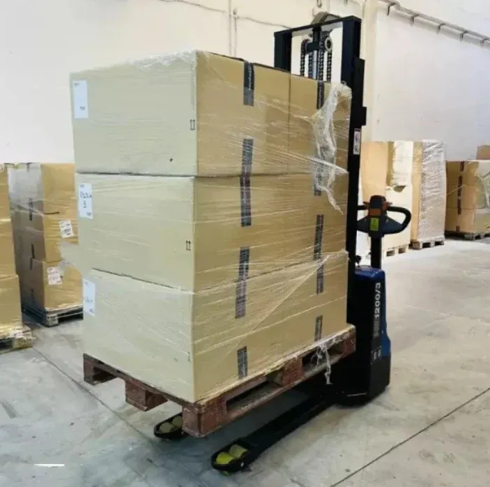 ¡Caja de Electrónica de Alta Gama (30 Artículos Nuevos) – Valor de 890€ Garantizado!