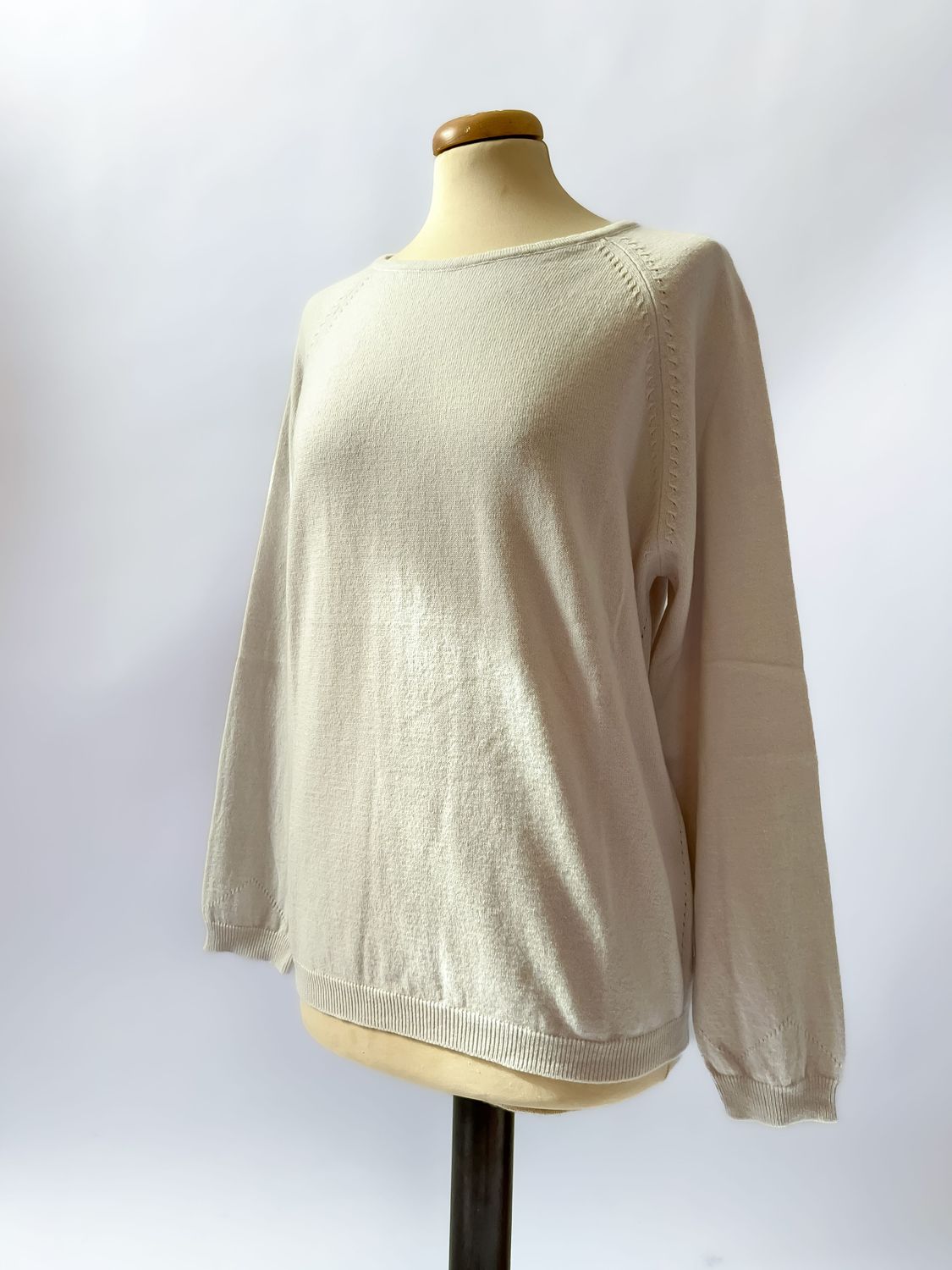 Maglione girocollo da donna in cashmere con lavorazioni a losanga - Bianco Maglione girocollo da donna in cashmere con lavorazioni a losanga - Bianco