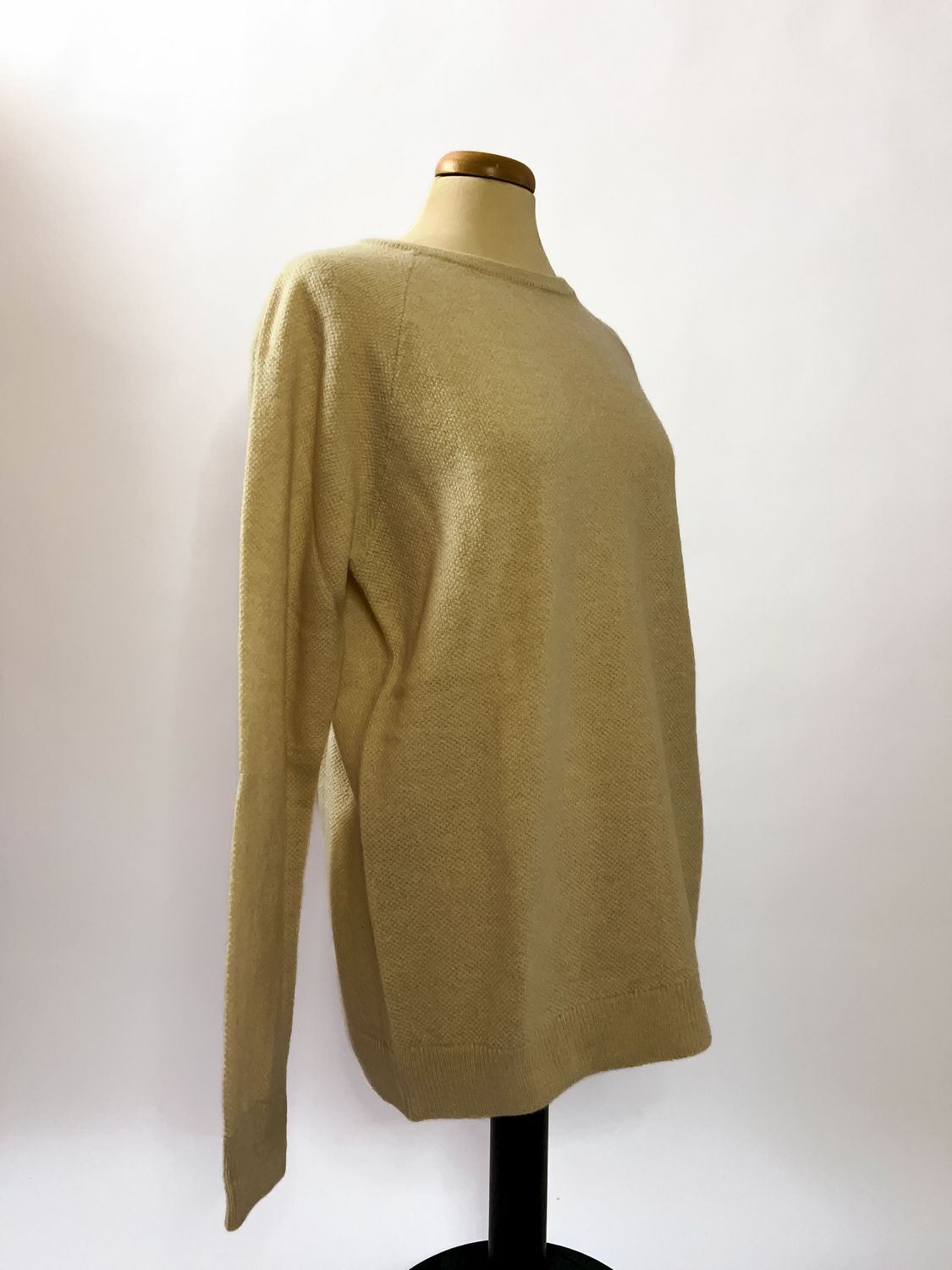 Maglione girocollo da donna in puro cashmere con lavorazione a nido d’ape - Crema