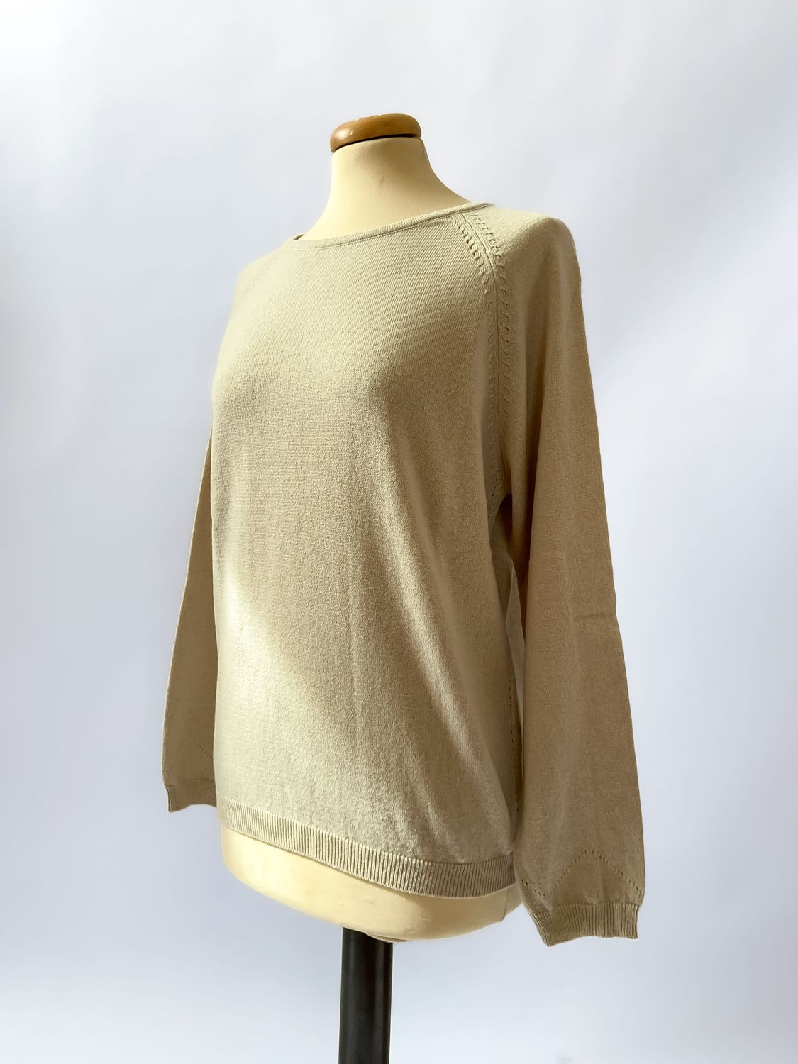 Maglione girocollo da donna in cashmere con lavorazioni a losanga - Beige Maglione girocollo da donna in cashmere con lavorazioni a losanga - Beige