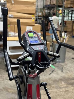 Bowflex Max Trainer M6 – Stepper + Elliptique, HIIT Sans Impact, 16 Résistances, Compatible Bluetooth
