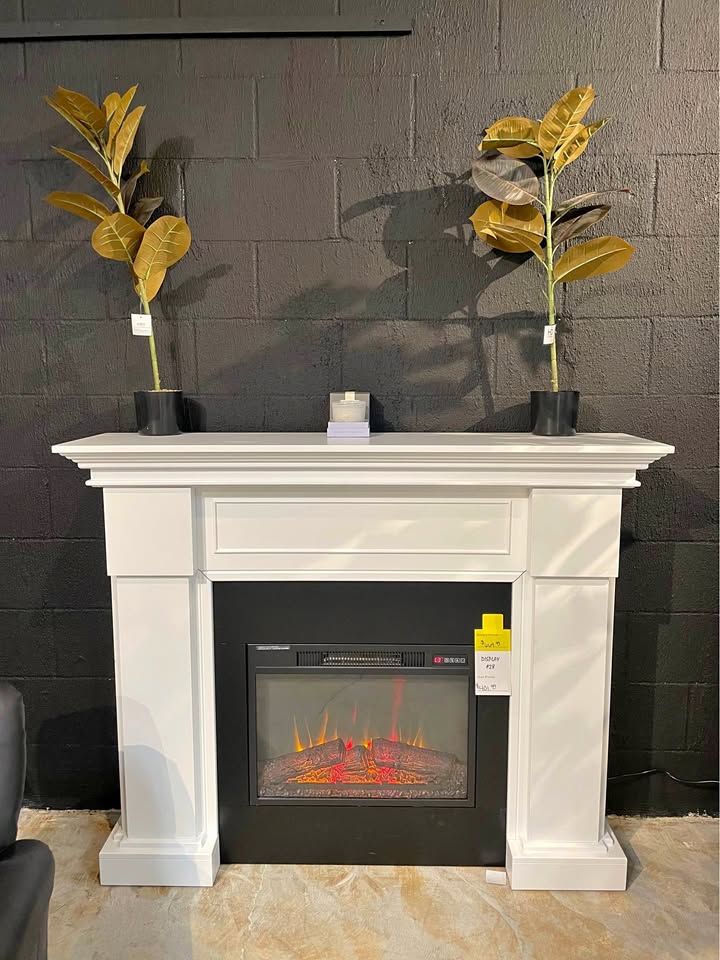 Gaulke Electric Fireplace With Mantel 1500W Freestanding Heater With Remote Control