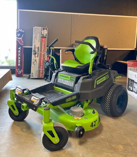 Greenworks Pro Crossover Zero Turn 42-in-24 HP Brushless Motor Battery Zero Turn Riding Mower