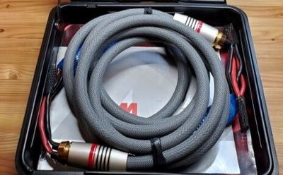 Monster 2.4 Audio Cable