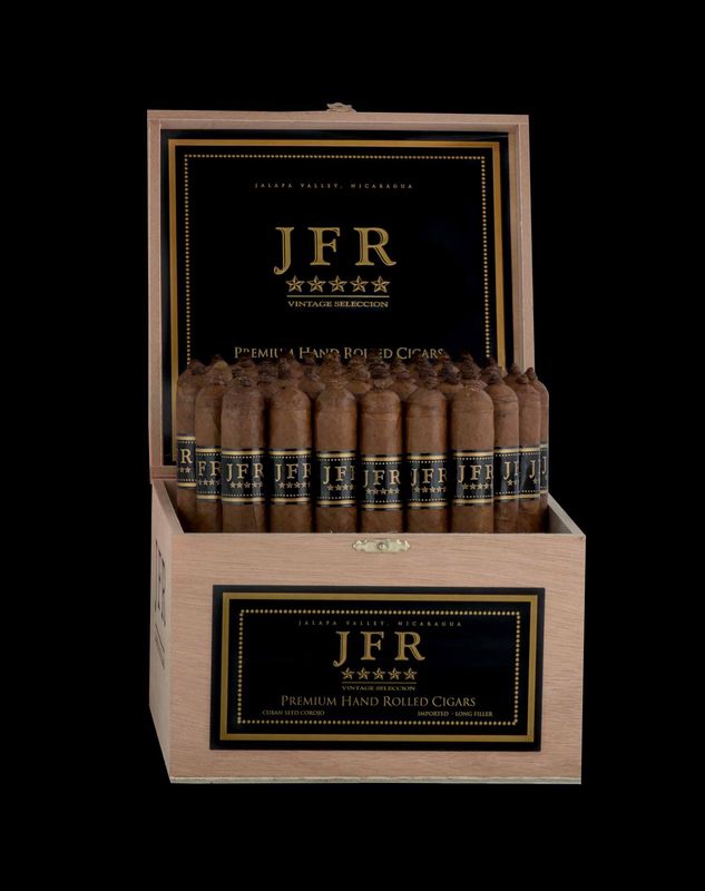 Aganorsa – JFR Titan Corojo 6x60 - Box