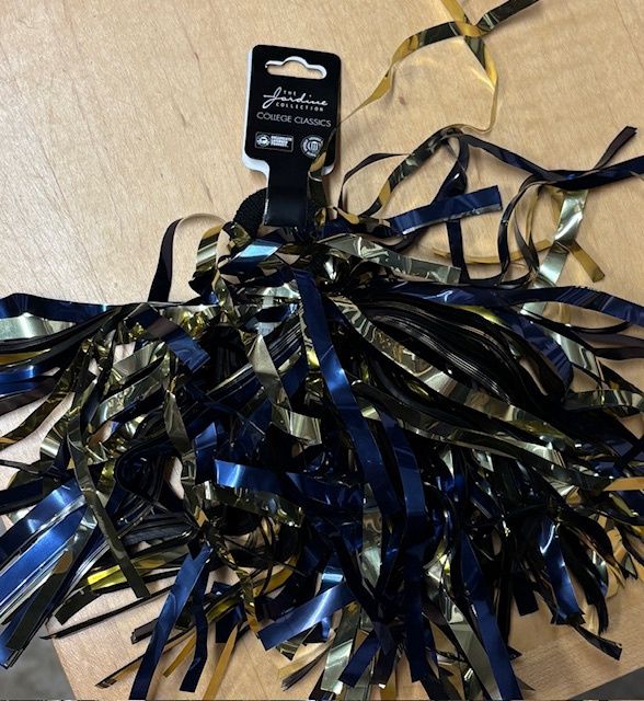 Shimmer Wrist Pom Navy/Gold