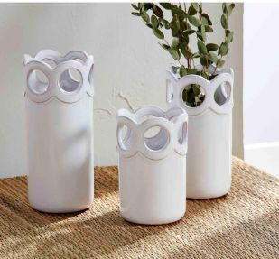 Scalloped Edge Bud Vase