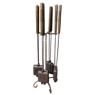 Pie Iron Stand